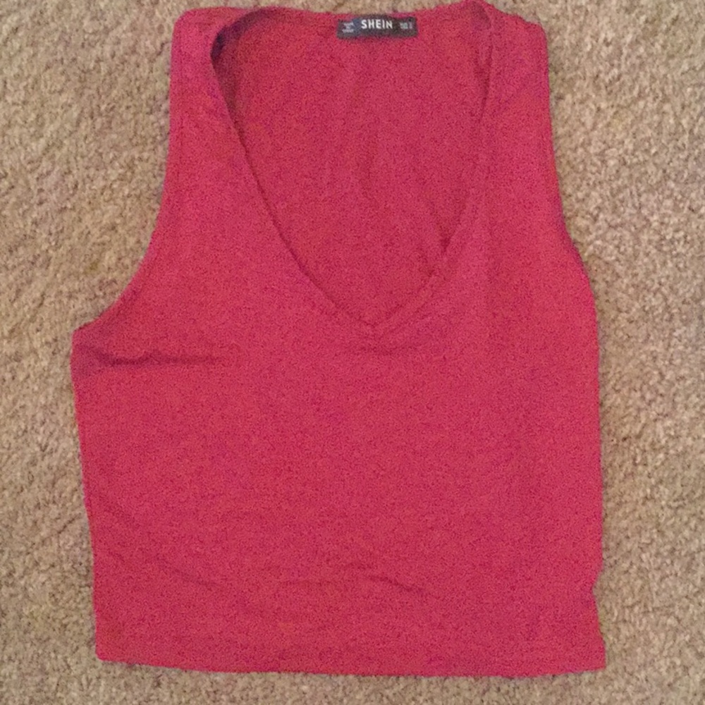 Woman’s Shein sleeveless top